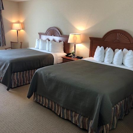Red Coach Inn & Suites Red Oak Extérieur photo
