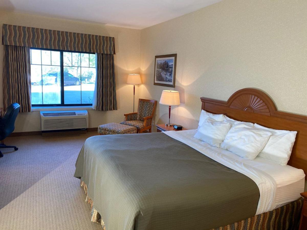 Red Coach Inn & Suites Red Oak Extérieur photo